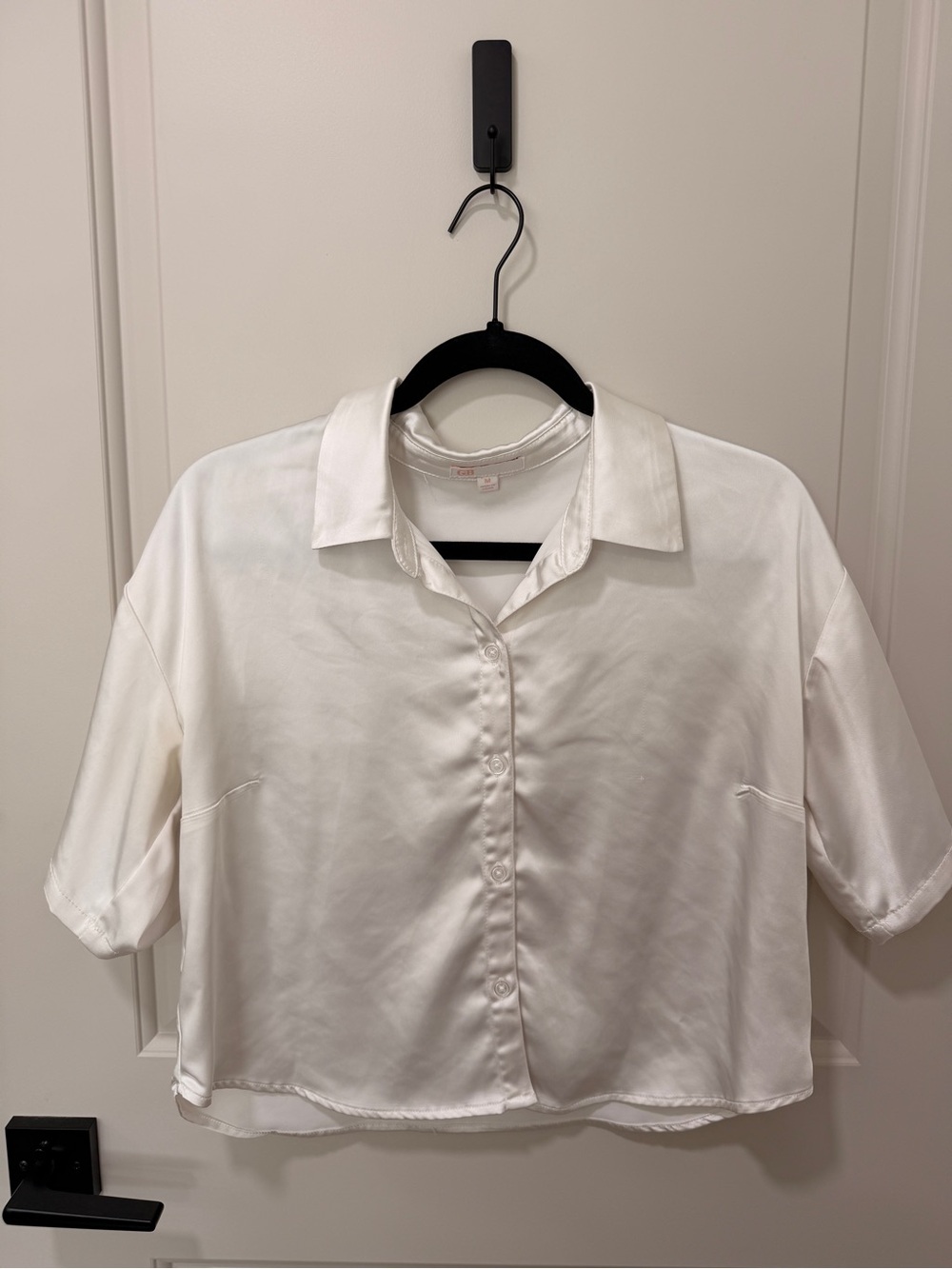 Gianni Bini Ivory Satin Button-Down Boxy Top